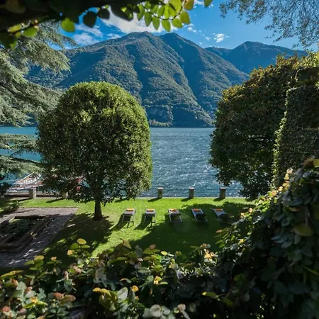 Luxury At Villa Carate Urio